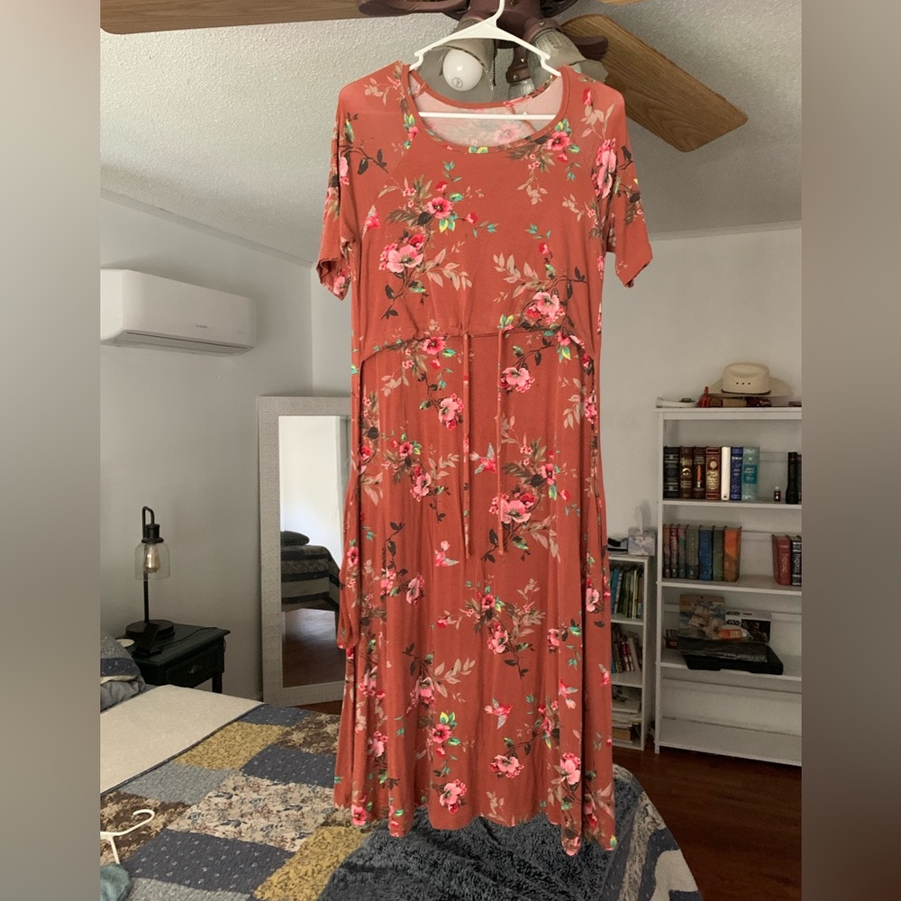 Latched Mama Drawstring Midi Nursing Dress